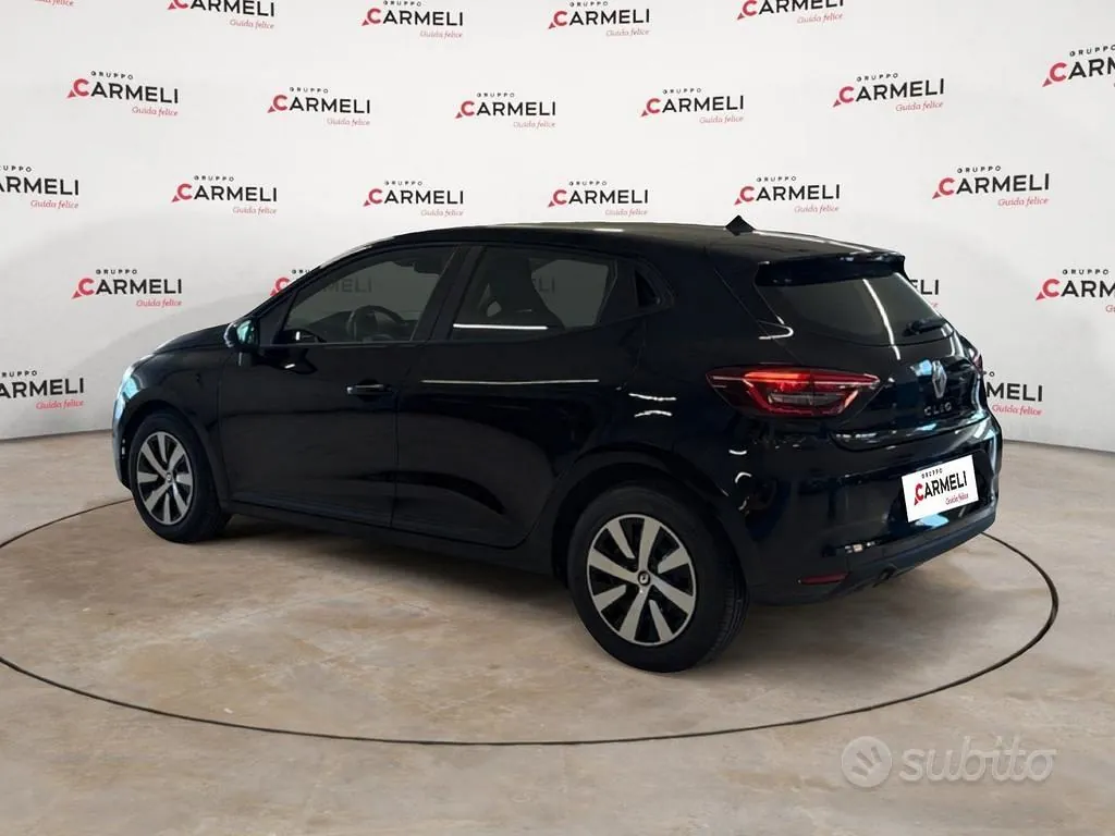 Renault Clio 2023 photo 3