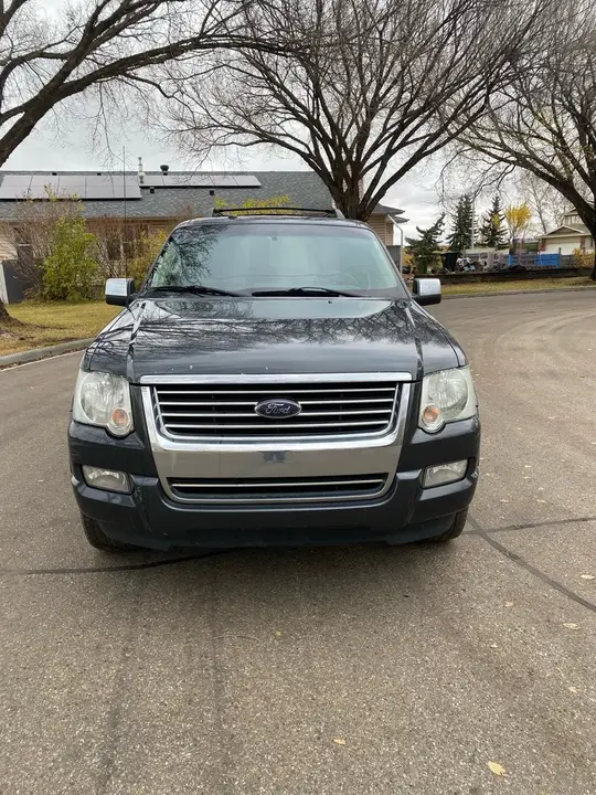 Ford Explorer 2010 photo 3
