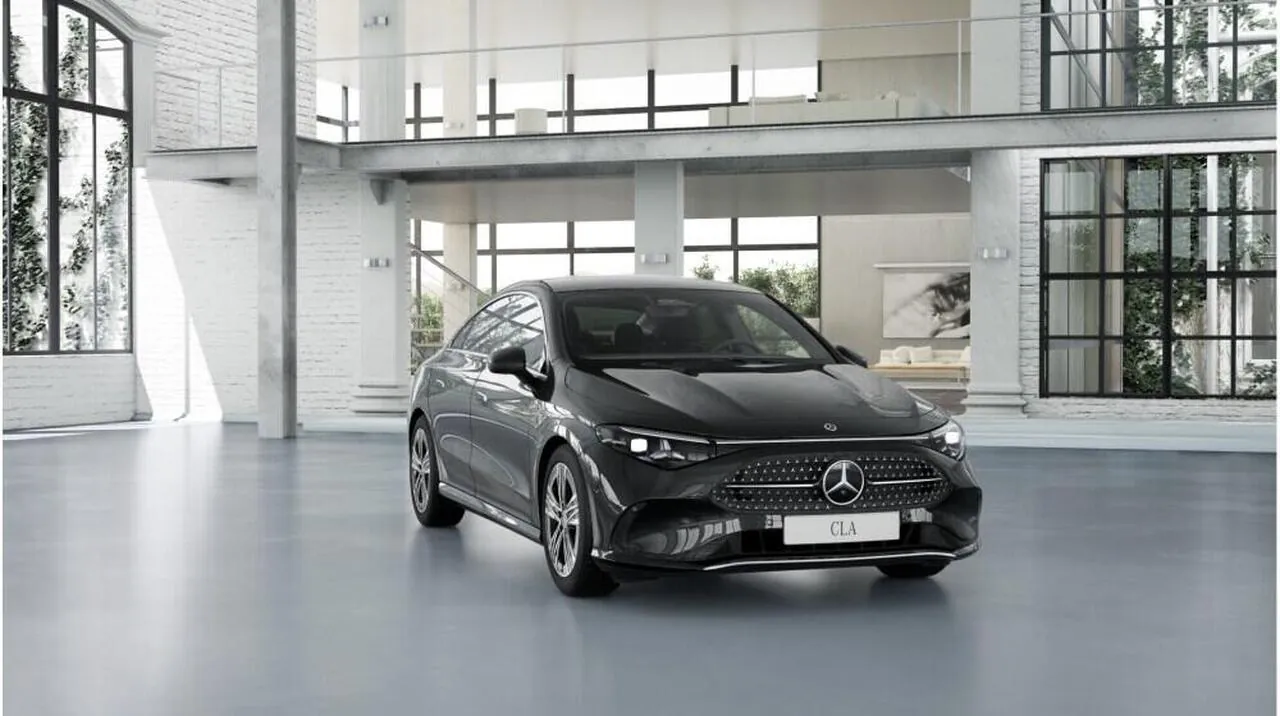 Mercedes-Benz Cla photo 2