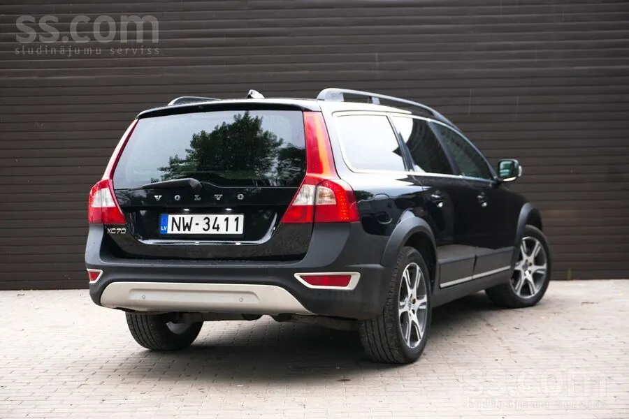 Volvo Xc70 2011 photo 3