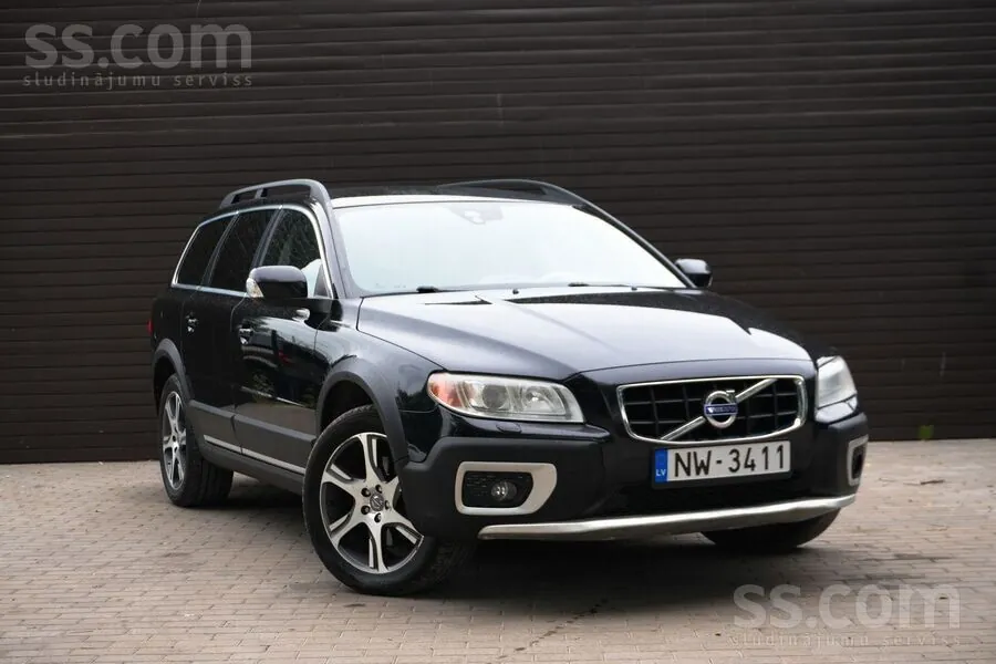 Volvo Xc70 2011 photo 2
