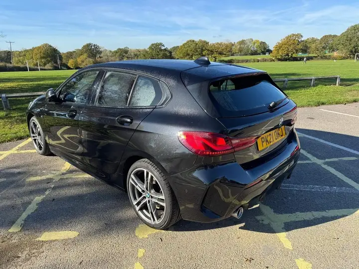 BMW 1 Series 2021 photo 4