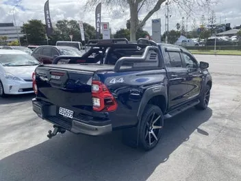 Toyota Hilux 2022 photo 3