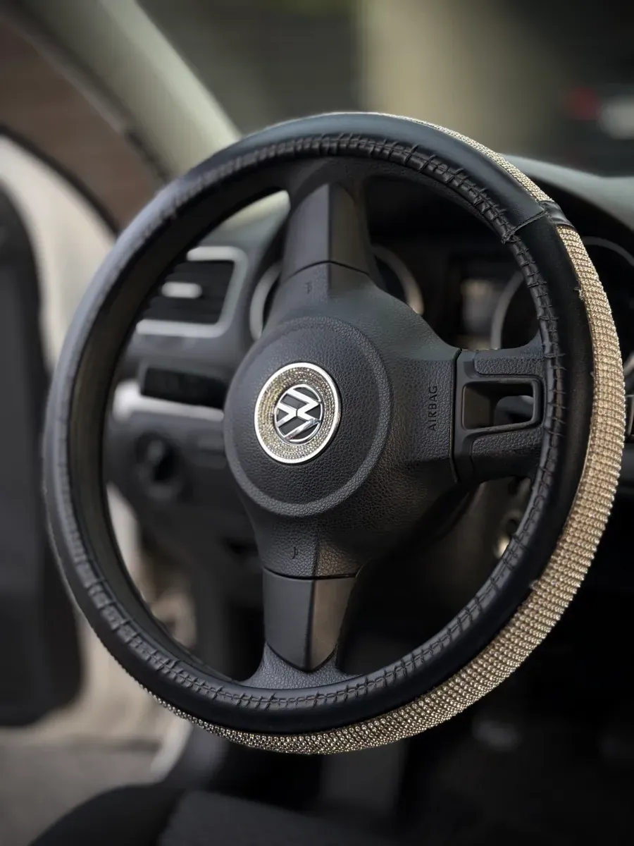 Volkswagen Golf 2011 photo 3
