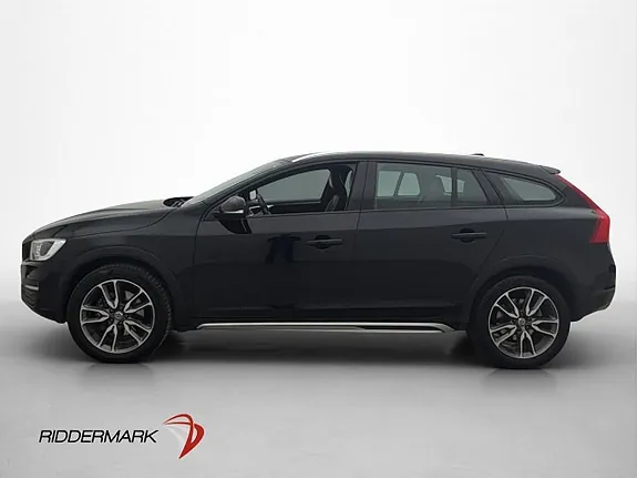 Volvo V60 Cross Country 2017 photo 4