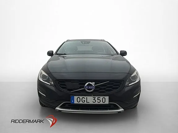 Volvo V60 Cross Country 2017 photo 2