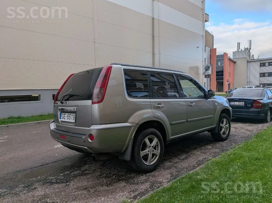 Nissan X-Trail 2006 photo 4