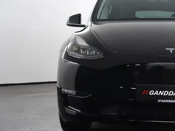 Tesla Model Y 2024 photo 3