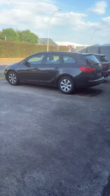 Opel Astra 2016 photo 2