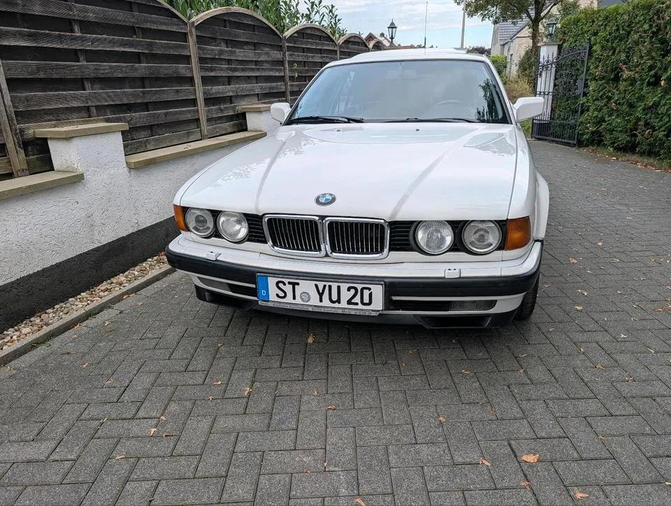 BMW 750I