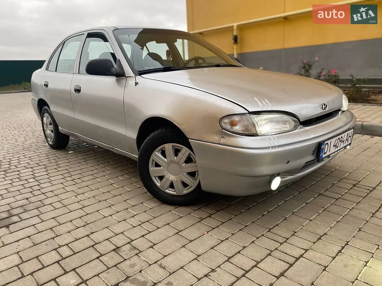 Hyundai Accent 1995 photo 5