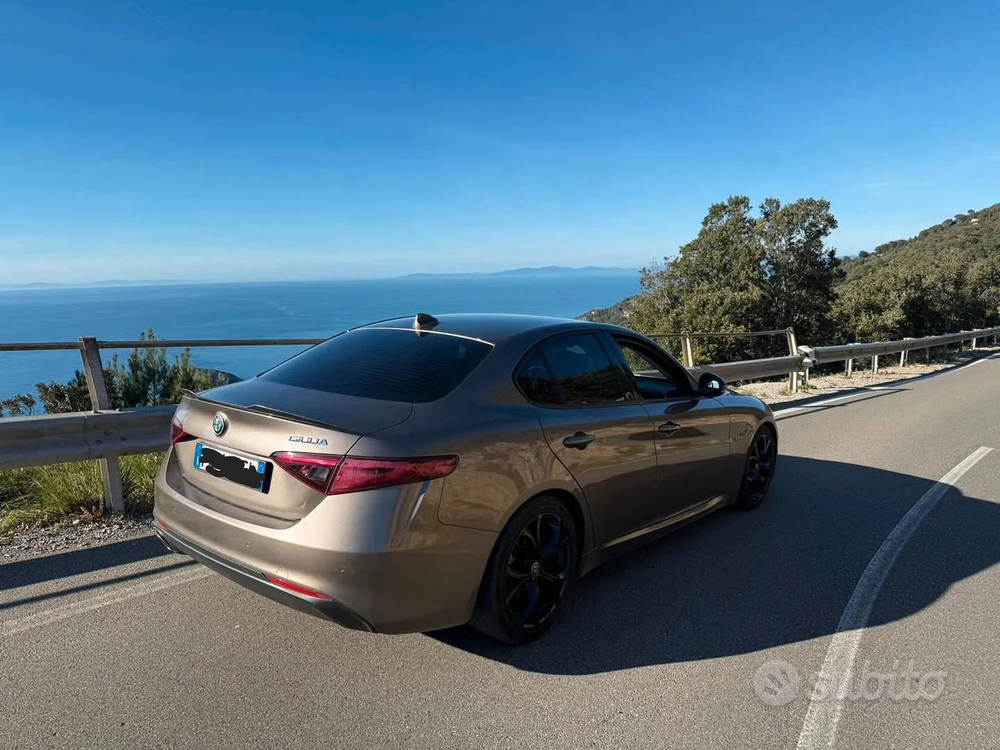 Alfa Romeo Giulia 2017 photo 5