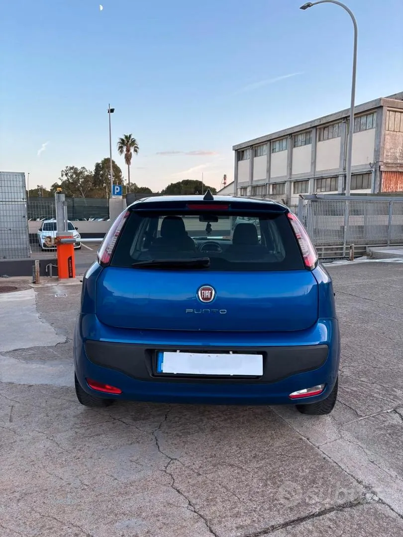 Fiat Punto Evo 2011 photo 4
