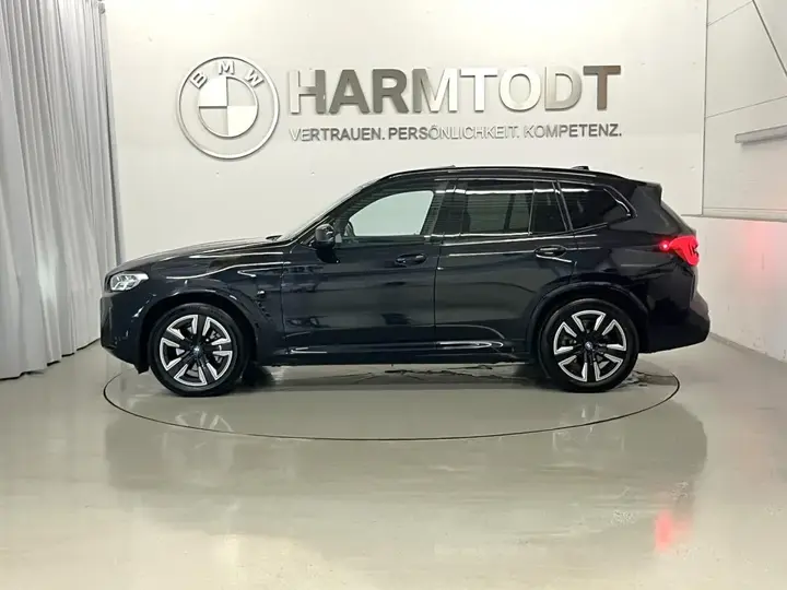 BMW Ix3 2023 photo 3