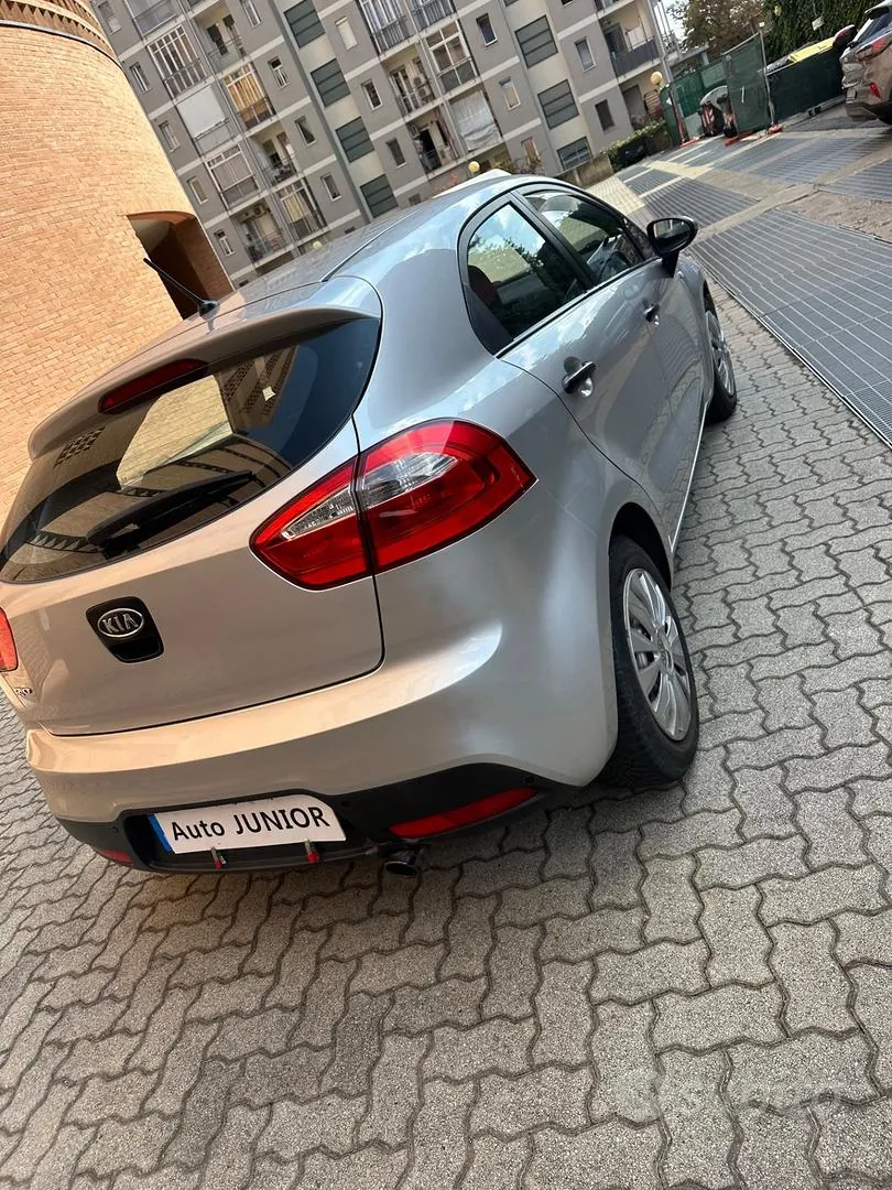 Kia Rio 2012 photo 5