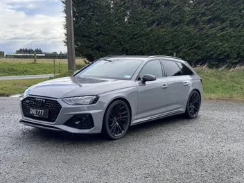 Audi Rs4 2024 photo 4