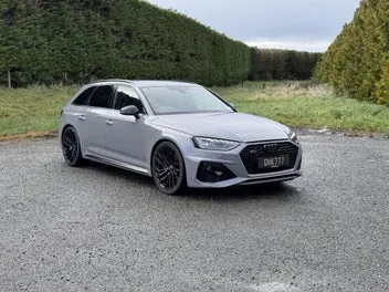 Audi Rs4 2024 photo 2