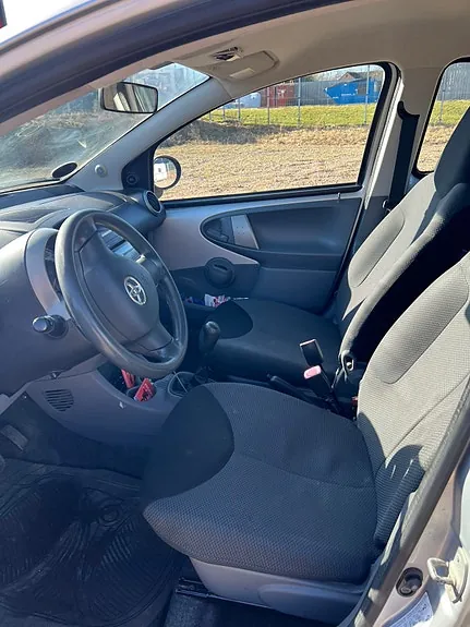 Toyota Aygo 2008 photo 2