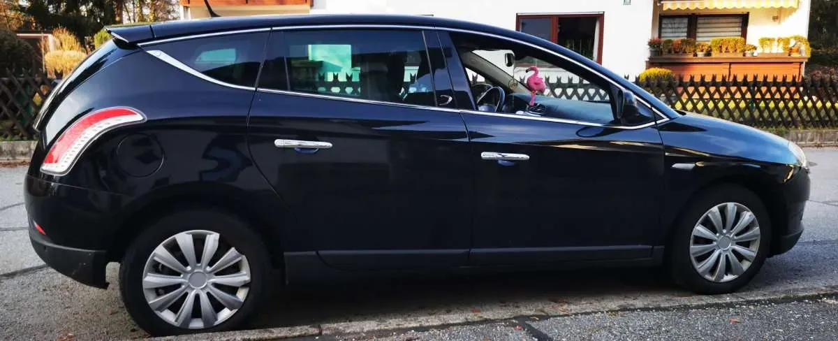 Lancia Delta 2009 photo 2