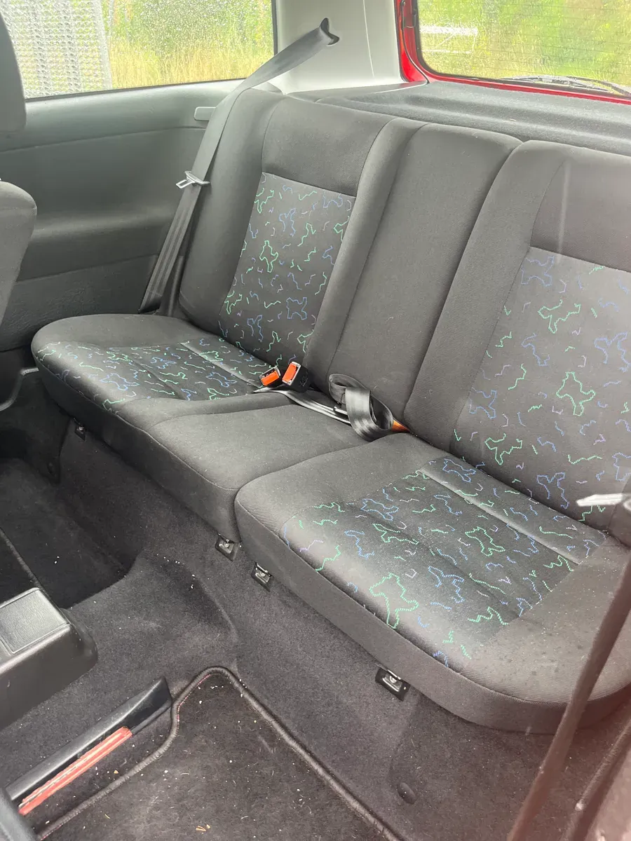 Volkswagen Golf 1996 photo 3
