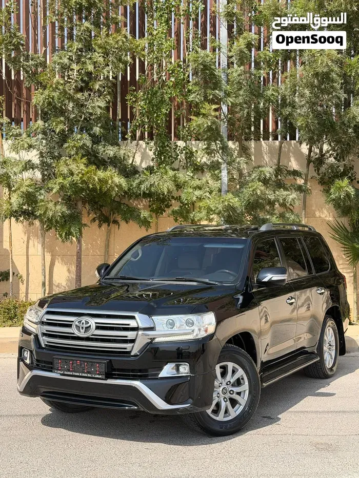Toyota Land Cruiser 2016 photo 2