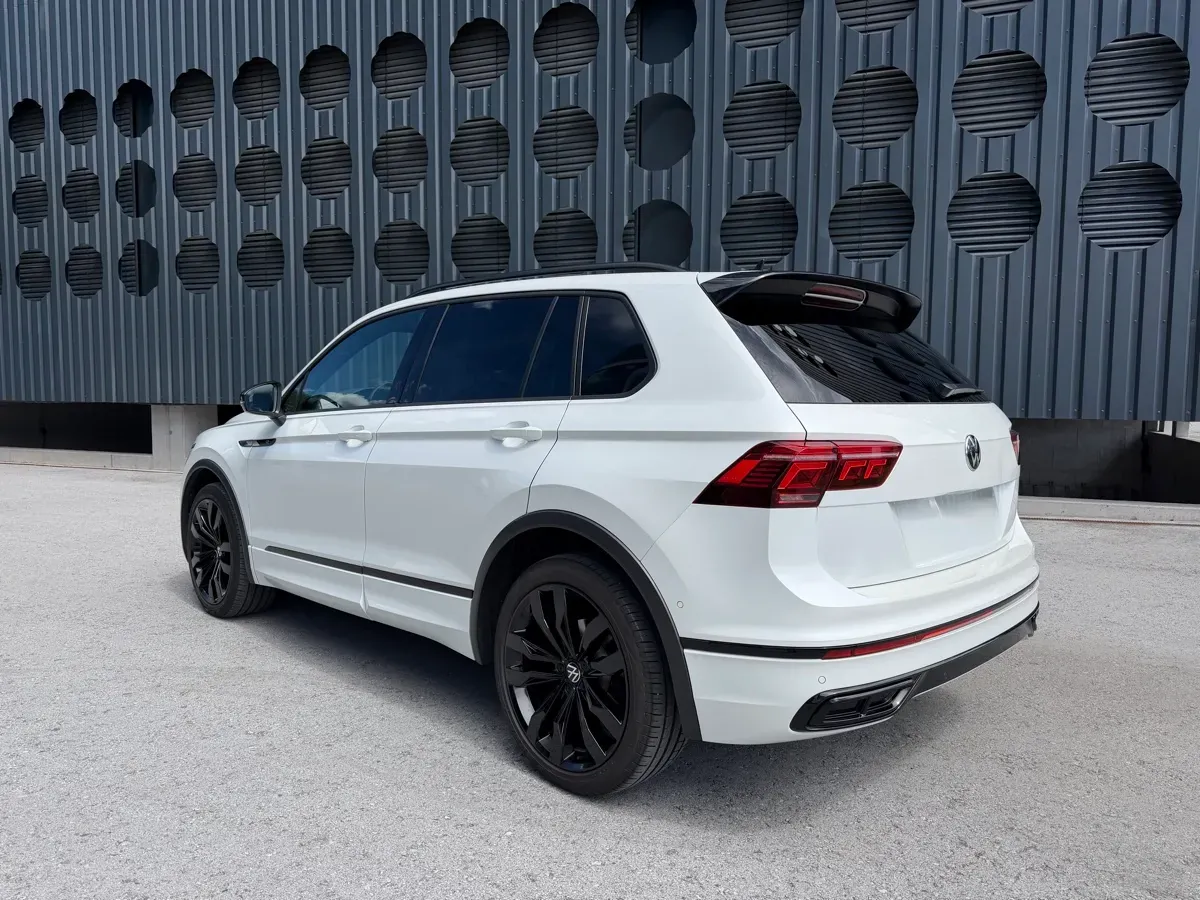 Volkswagen Tiguan 2021 photo 2