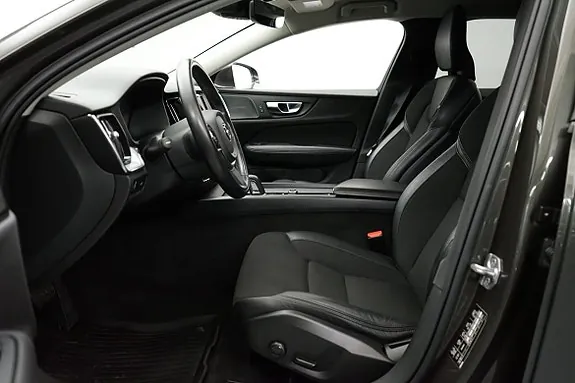 Volvo V60 2021 photo 5