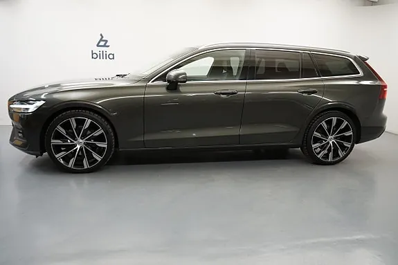 Volvo V60 2021 photo 2