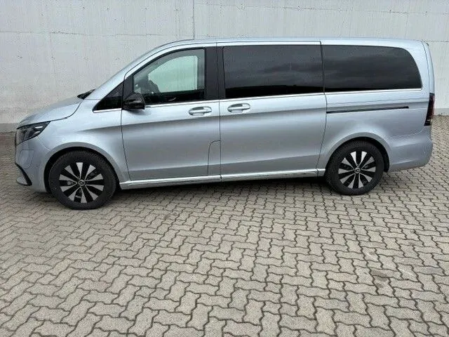 Mercedes-Benz Eqv 2025 photo 3