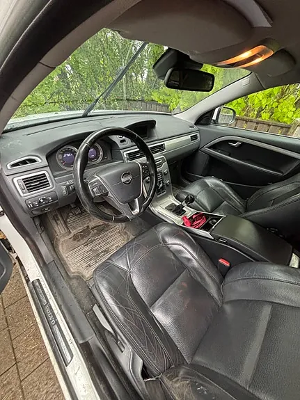 Volvo V70 2013 photo 5