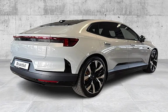 Polestar 4 2026 photo 5