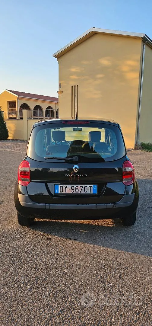 Renault Modus 2009 photo 3