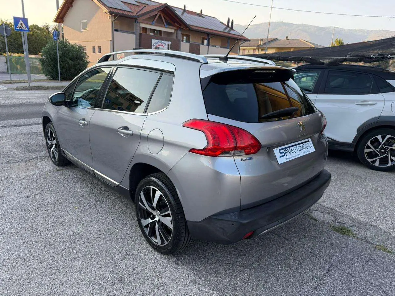 Peugeot 2008 2017 photo 4