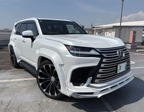 Lexus Lx600