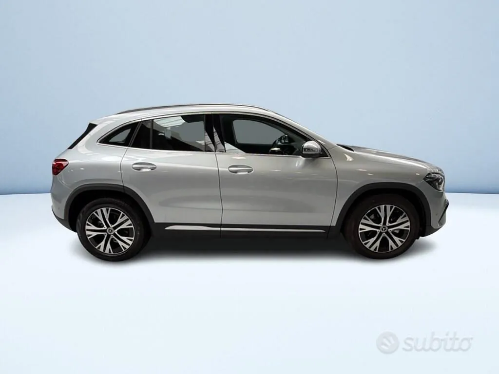 Mercedes-Benz Gla 2025 photo 3