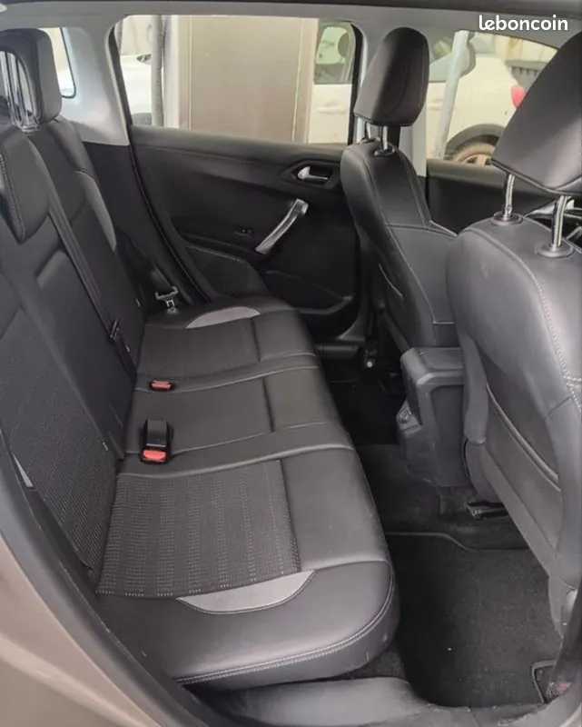 Peugeot 2008 2014 photo 3