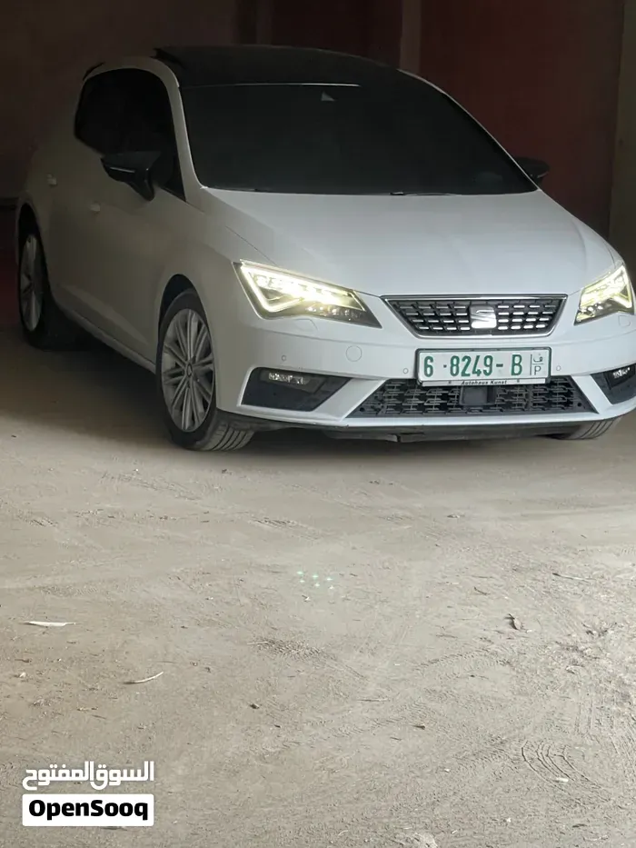 Seat Leon 2019 photo 2