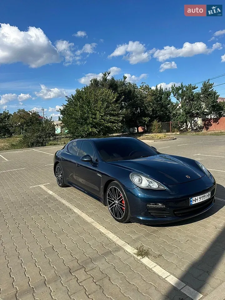 Porsche Panamera 2011 photo 4