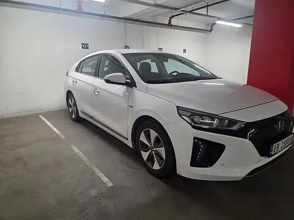 Hyundai Ioniq 2019 photo 2