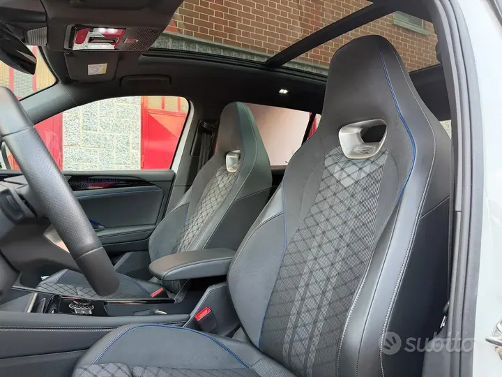 Volkswagen Tiguan 2025 photo 3