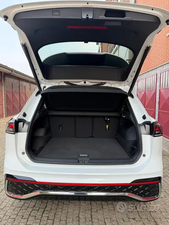 Volkswagen Tiguan 2025 photo 5