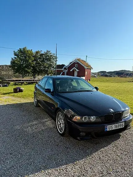 BMW M5 2000 photo 2