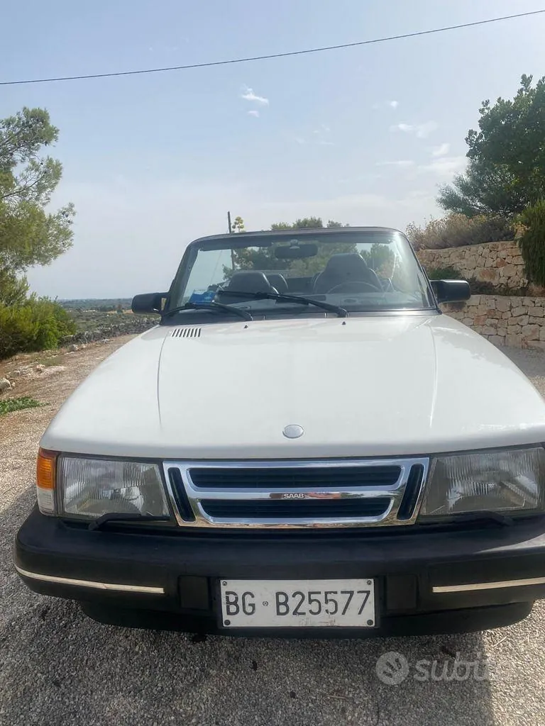 Saab 900 1992 photo 4