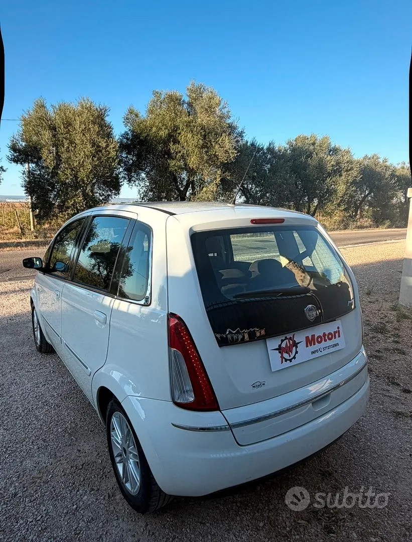 Lancia Musa 2010 photo 3