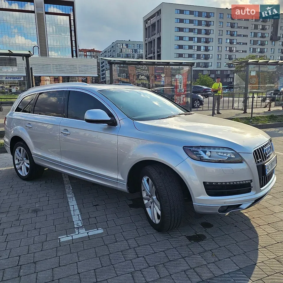Audi Q7 2013 photo 4