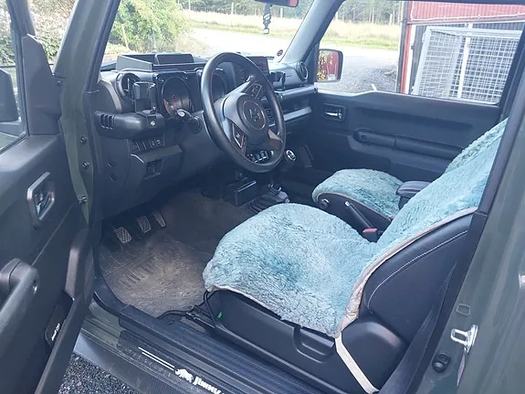 Suzuki Jimny 2021 photo 2