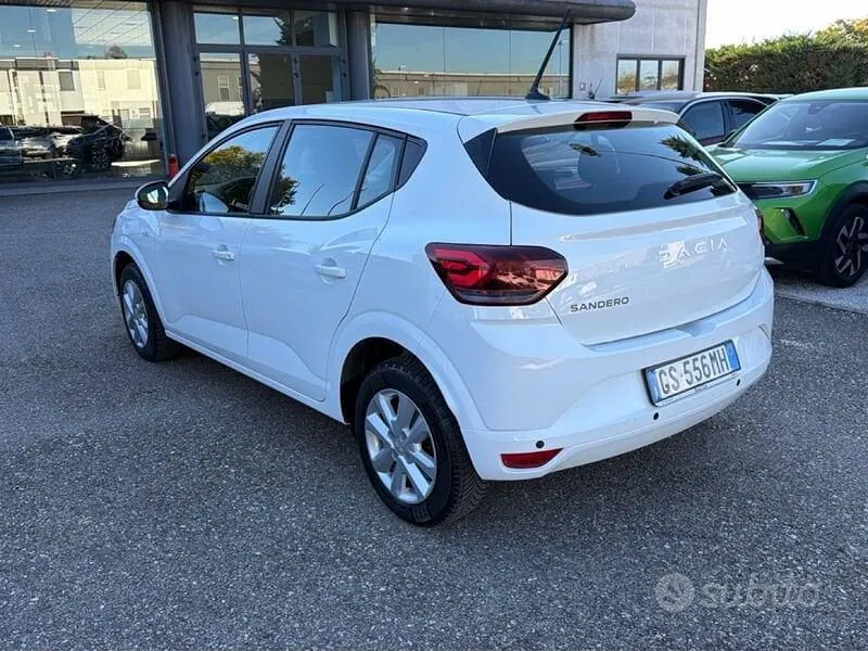 Dacia Sandero 2024 photo 4