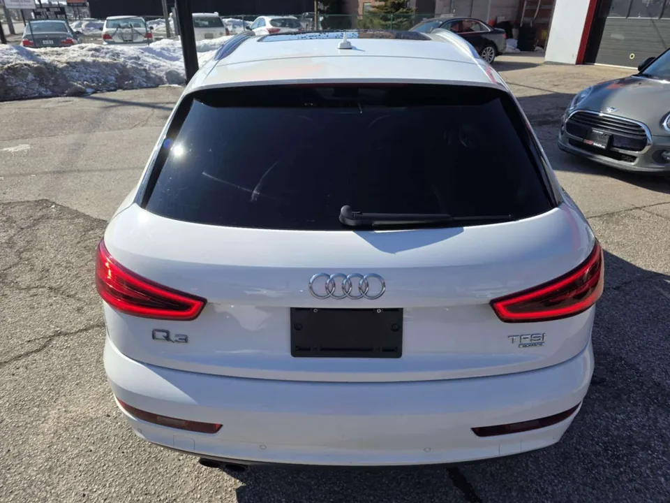 Audi Q3 2015 photo 5
