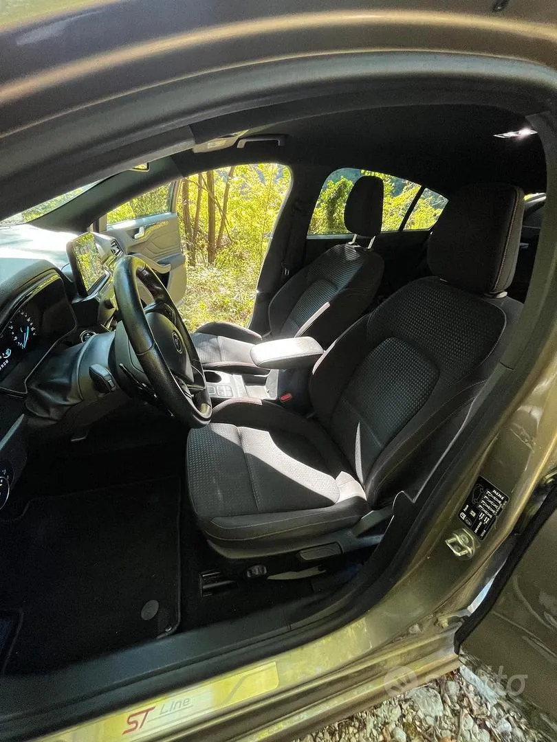 Ford Focus 2020 photo 4