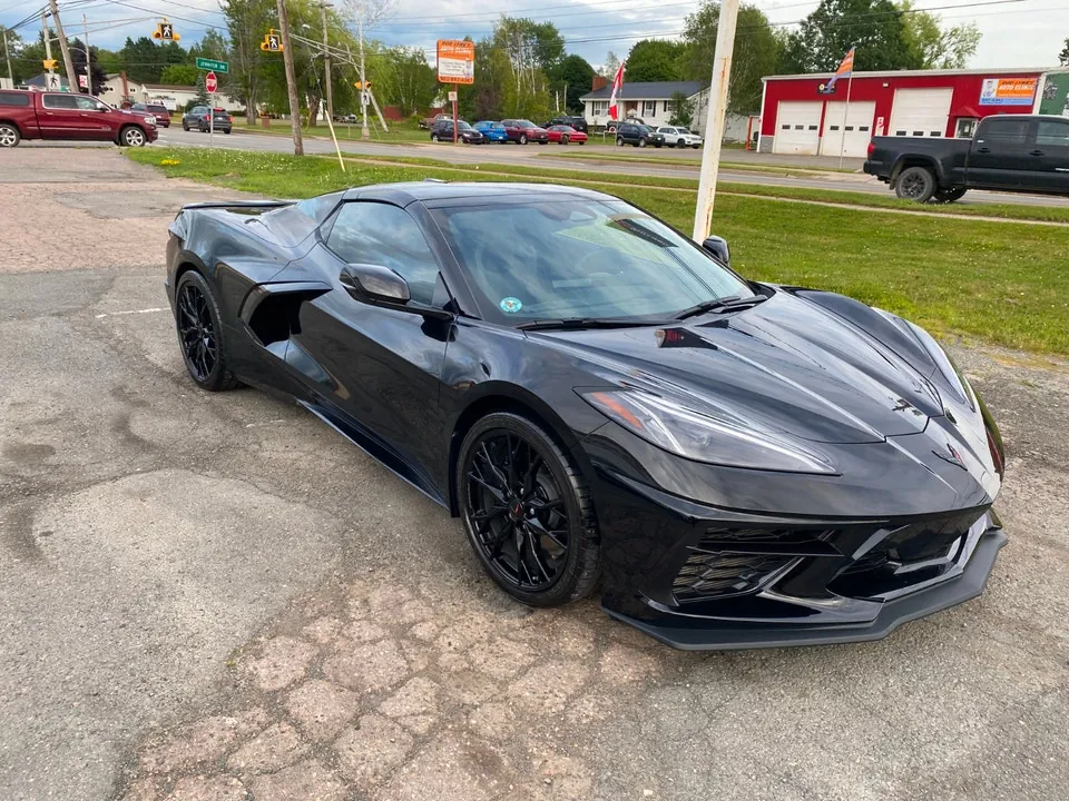 Chevrolet Corvette 2025 photo 4